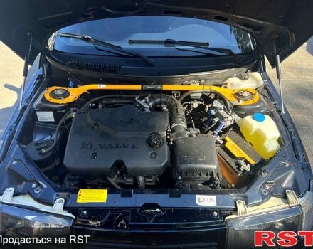 Чорний ВАЗ 2110, об'ємом двигуна 1.6 л та пробігом 142 тис. км за 2800 $, фото 5 на Automoto.ua