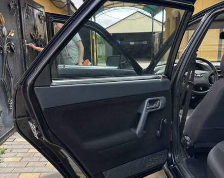 Чорний ВАЗ 2110, об'ємом двигуна 1.6 л та пробігом 140 тис. км за 2750 $, фото 24 на Automoto.ua
