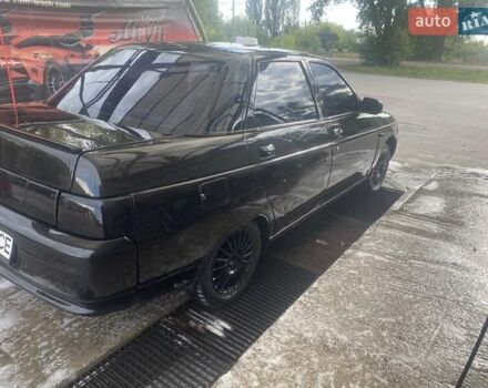 Черный ВАЗ 2110, объемом двигателя 1.6 л и пробегом 300 тыс. км за 900 $, фото 1 на Automoto.ua