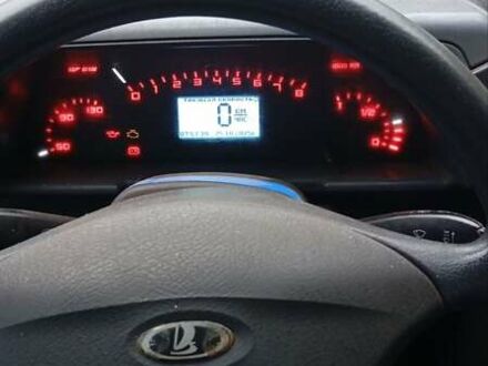 Черный ВАЗ 2110, объемом двигателя 1.6 л и пробегом 320 тыс. км за 1000 $, фото 1 на Automoto.ua