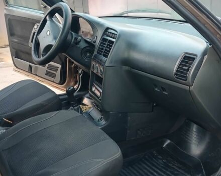 Коричневий ВАЗ 2110, об'ємом двигуна 1.6 л та пробігом 100 тис. км за 1550 $, фото 15 на Automoto.ua