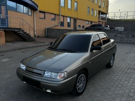ВАЗ 2110 2002 в Изюме на Automoto.ua Коричневый ВАЗ 2110, объемом двигателя 0 л и пробегом 200 тыс. км за 2500 $, фото 1 на Automoto.ua