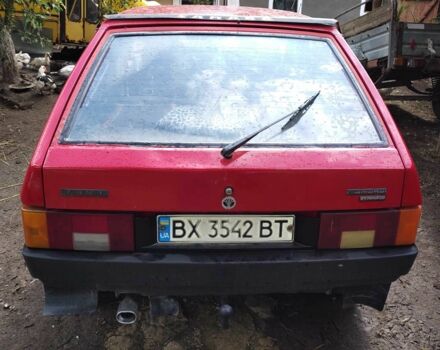 Красный ВАЗ 2110, объемом двигателя 1.3 л и пробегом 121 тыс. км за 801 $, фото 5 на Automoto.ua