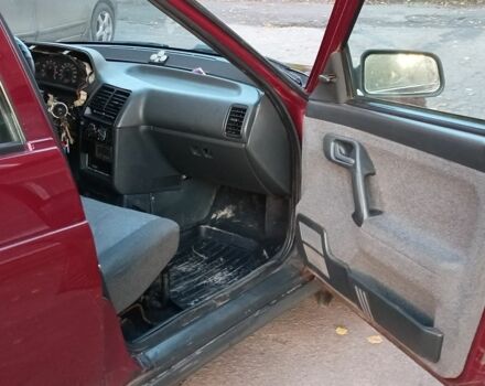 Красный ВАЗ 2110, объемом двигателя 1.5 л и пробегом 999 тыс. км за 1850 $, фото 5 на Automoto.ua