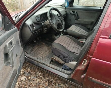 Красный ВАЗ 2110, объемом двигателя 0 л и пробегом 280 тыс. км за 852 $, фото 5 на Automoto.ua