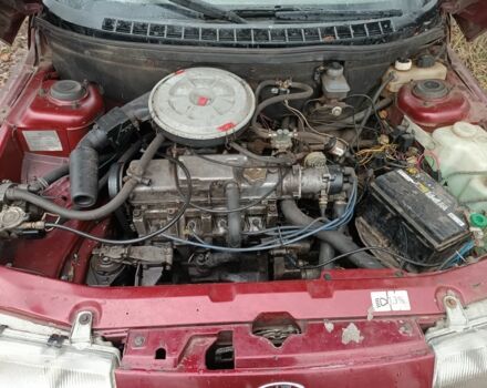 Красный ВАЗ 2110, объемом двигателя 0 л и пробегом 280 тыс. км за 852 $, фото 6 на Automoto.ua