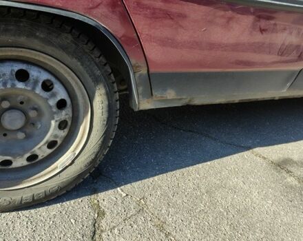 Красный ВАЗ 2110, объемом двигателя 1.5 л и пробегом 274 тыс. км за 1500 $, фото 4 на Automoto.ua