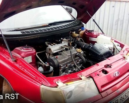 Красный ВАЗ 2110, объемом двигателя 1.6 л и пробегом 350 тыс. км за 1250 $, фото 4 на Automoto.ua