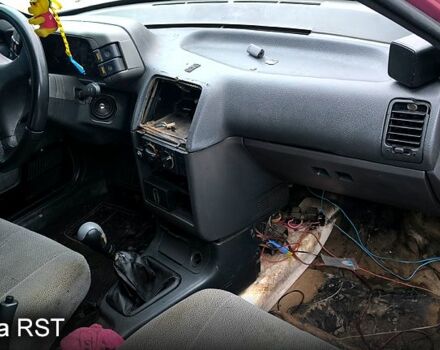 Червоний ВАЗ 2110, об'ємом двигуна 1.5 л та пробігом 0 тис. км за 1000 $, фото 3 на Automoto.ua