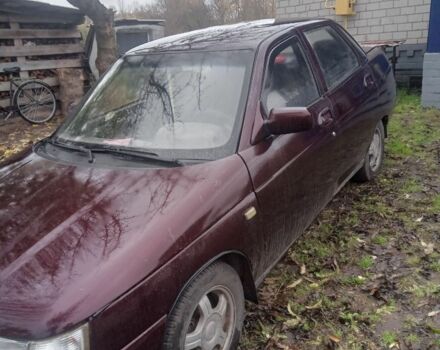 Красный ВАЗ 2110, объемом двигателя 1.5 л и пробегом 280 тыс. км за 1300 $, фото 4 на Automoto.ua