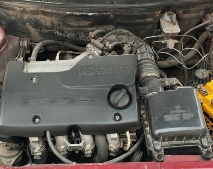 Красный ВАЗ 2110, объемом двигателя 0.15 л и пробегом 320 тыс. км за 1500 $, фото 2 на Automoto.ua