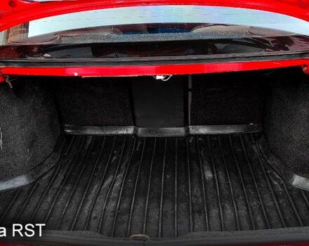 Красный ВАЗ 2110, объемом двигателя 1.5 л и пробегом 210 тыс. км за 2700 $, фото 5 на Automoto.ua