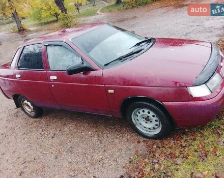 Красный ВАЗ 2110, объемом двигателя 1.5 л и пробегом 185 тыс. км за 800 $, фото 5 на Automoto.ua