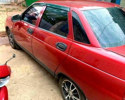 Красный ВАЗ 2110, объемом двигателя 1.5 л и пробегом 150 тыс. км за 2040 $, фото 1 на Automoto.ua