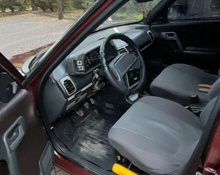 Красный ВАЗ 2110, объемом двигателя 1.5 л и пробегом 203 тыс. км за 1322 $, фото 4 на Automoto.ua