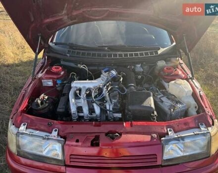 Красный ВАЗ 2110, объемом двигателя 1.5 л и пробегом 350 тыс. км за 1250 $, фото 6 на Automoto.ua