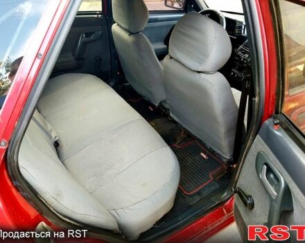Червоний ВАЗ 2110, об'ємом двигуна 1.5 л та пробігом 1 тис. км за 2000 $, фото 8 на Automoto.ua