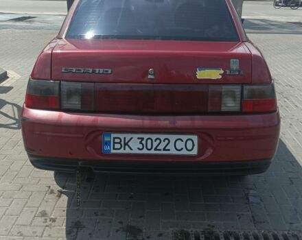 Красный ВАЗ 2110, объемом двигателя 1 л и пробегом 240 тыс. км за 1550 $, фото 4 на Automoto.ua