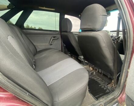 Красный ВАЗ 2110, объемом двигателя 1.5 л и пробегом 220 тыс. км за 2000 $, фото 5 на Automoto.ua