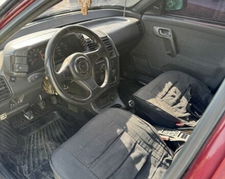 ВАЗ 2110 2004 в Одессе на Automoto.ua Красный ВАЗ 2110, объемом двигателя 0.9 л и пробегом 300 тыс. км за 1150 $, фото 5 на Automoto.ua