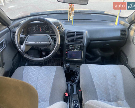 Красный ВАЗ 2110, объемом двигателя 1.5 л и пробегом 166 тыс. км за 950 $, фото 6 на Automoto.ua