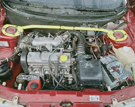 Червоний ВАЗ 2110, об'ємом двигуна 1.5 л та пробігом 199 тис. км за 2850 $, фото 4 на Automoto.ua