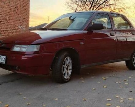 Красный ВАЗ 2110, объемом двигателя 1.5 л и пробегом 100 тыс. км за 1650 $, фото 1 на Automoto.ua