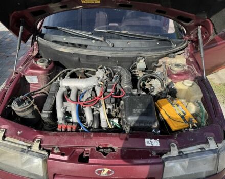 ВАЗ 2110 2004 в Одессе на Automoto.ua Красный ВАЗ 2110, объемом двигателя 0.9 л и пробегом 300 тыс. км за 1150 $, фото 7 на Automoto.ua