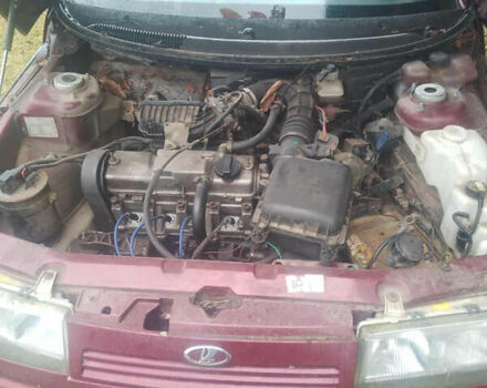 Червоний ВАЗ 2110, об'ємом двигуна 1.6 л та пробігом 200 тис. км за 1000 $, фото 5 на Automoto.ua