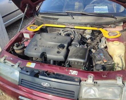 Красный ВАЗ 2110, объемом двигателя 1.6 л и пробегом 200 тыс. км за 1900 $, фото 4 на Automoto.ua