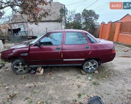 Красный ВАЗ 2110, объемом двигателя 1.6 л и пробегом 350 тыс. км за 500 $, фото 5 на Automoto.ua