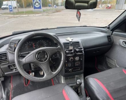 Червоний ВАЗ 2110, об'ємом двигуна 1.6 л та пробігом 165 тис. км за 1650 $, фото 6 на Automoto.ua