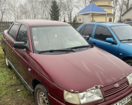 Красный ВАЗ 2110, объемом двигателя 1.6 л и пробегом 200 тыс. км за 800 $, фото 1 на Automoto.ua