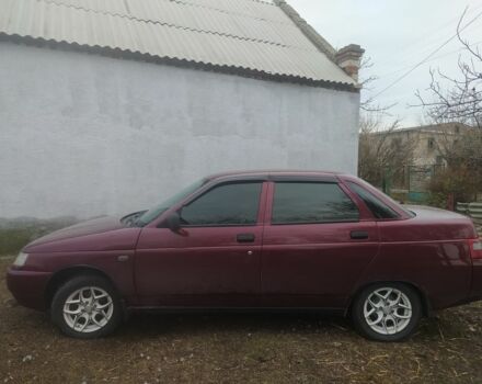 Красный ВАЗ 2110, объемом двигателя 1.4 л и пробегом 230 тыс. км за 999 $, фото 2 на Automoto.ua