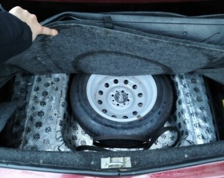 Красный ВАЗ 2110, объемом двигателя 1.6 л и пробегом 45 тыс. км за 4000 $, фото 11 на Automoto.ua