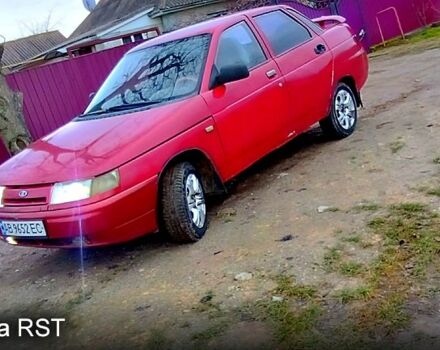 Красный ВАЗ 2110, объемом двигателя 1.6 л и пробегом 350 тыс. км за 1250 $, фото 1 на Automoto.ua