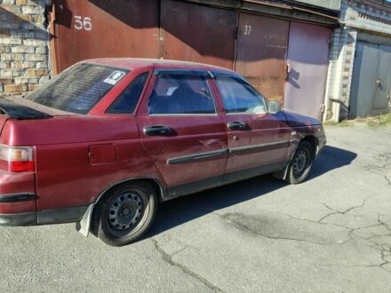 Красный ВАЗ 2110, объемом двигателя 1.5 л и пробегом 274 тыс. км за 1500 $, фото 1 на Automoto.ua