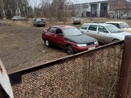 Красный ВАЗ 2110, объемом двигателя 1.5 л и пробегом 37 тыс. км за 1502 $, фото 1 на Automoto.ua