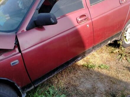 ВАЗ 2110 2001 у Бородянке на Automoto.ua Червоний ВАЗ 2110, об'ємом двигуна 1.5 л та пробігом 130 тис. км за 842 $, фото 1 на Automoto.ua