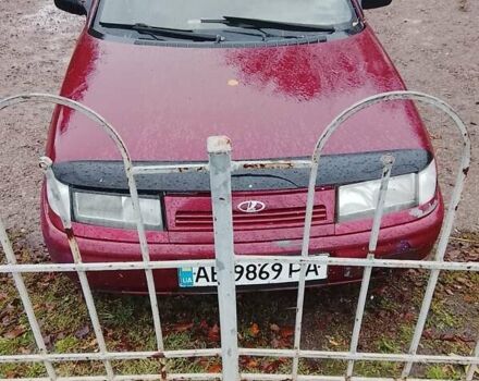 Красный ВАЗ 2110, объемом двигателя 1.5 л и пробегом 185 тыс. км за 800 $, фото 1 на Automoto.ua