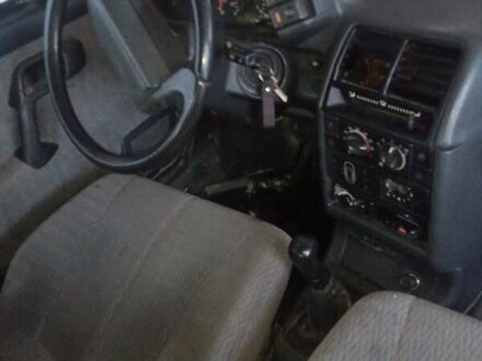 ВАЗ 2110 2003 у Изяслве на Automoto.ua Червоний ВАЗ 2110, об'ємом двигуна 1.5 л та пробігом 200 тис. км за 1200 $, фото 1 на Automoto.ua