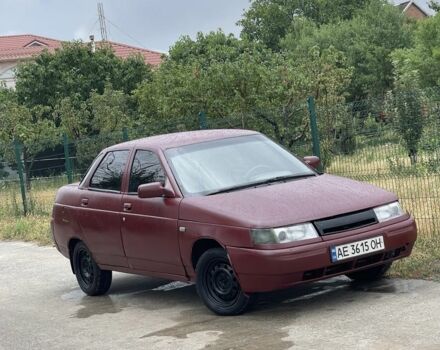 Красный ВАЗ 2110, объемом двигателя 1.5 л и пробегом 214 тыс. км за 950 $, фото 1 на Automoto.ua