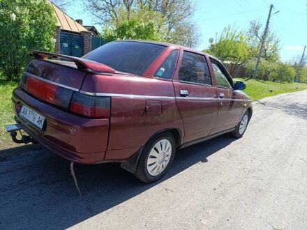ВАЗ 2110 2004 у Смеле на Automoto.ua Червоний ВАЗ 2110, об'ємом двигуна 0 л та пробігом 180 тис. км за 1450 $, фото 1 на Automoto.ua