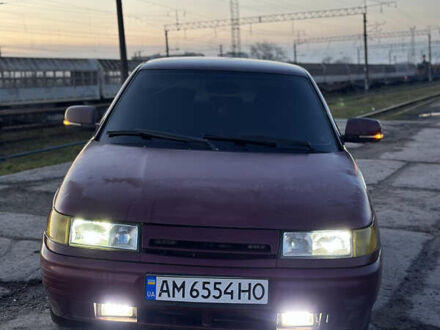 Красный ВАЗ 2110, объемом двигателя 1.6 л и пробегом 187 тыс. км за 1550 $, фото 1 на Automoto.ua