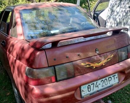 Красный ВАЗ 2110, объемом двигателя 1.6 л и пробегом 385 тыс. км за 800 $, фото 1 на Automoto.ua