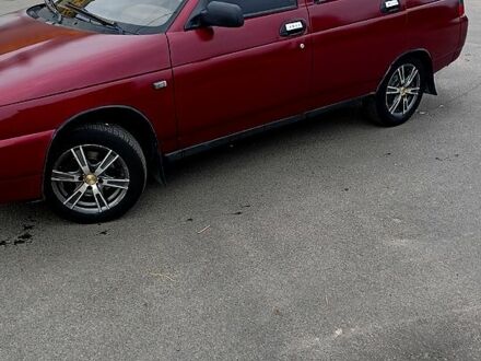 Красный ВАЗ 2110, объемом двигателя 1.5 л и пробегом 316 тыс. км за 1500 $, фото 1 на Automoto.ua