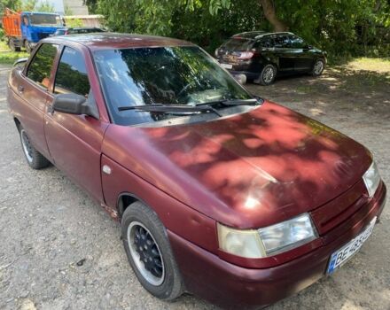 Красный ВАЗ 2110, объемом двигателя 1.5 л и пробегом 200 тыс. км за 1300 $, фото 1 на Automoto.ua
