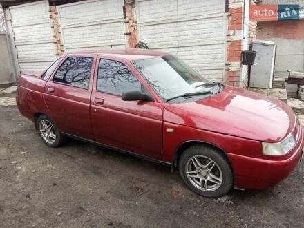 Красный ВАЗ 2110, объемом двигателя 1.6 л и пробегом 450 тыс. км за 1800 $, фото 1 на Automoto.ua