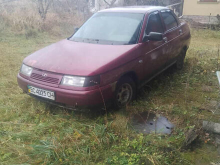 Красный ВАЗ 2110, объемом двигателя 1.6 л и пробегом 200 тыс. км за 1000 $, фото 1 на Automoto.ua