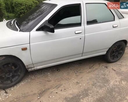ВАЗ 2110, объемом двигателя 0 л и пробегом 256 тыс. км за 2000 $, фото 4 на Automoto.ua